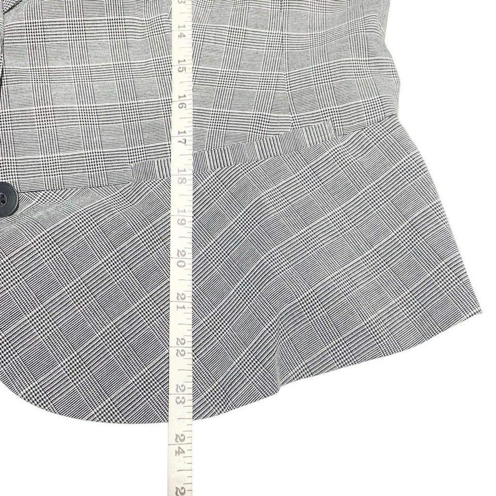 Axcess Liz Claiborne Glen Plaid Peplum Skirt and Suit Jacket - Picture 4 of 8